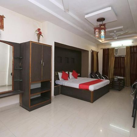 Oyo Hotel Shubhkamna Jabalpur Buitenkant foto