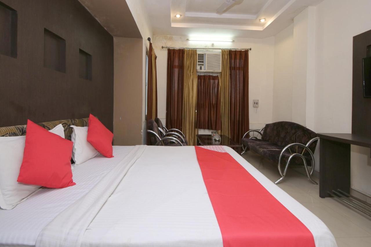 Oyo Hotel Shubhkamna Jabalpur Buitenkant foto