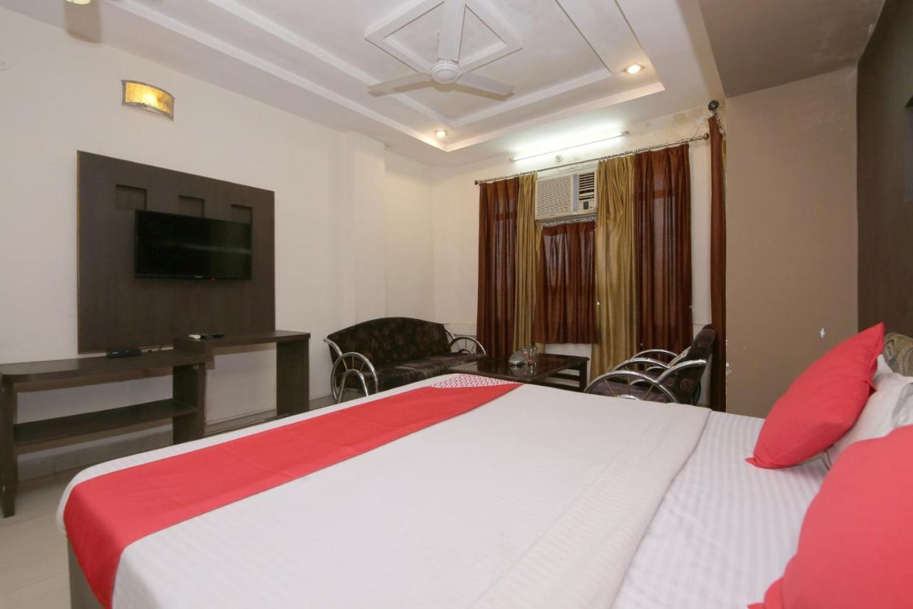 Oyo Hotel Shubhkamna Jabalpur Buitenkant foto