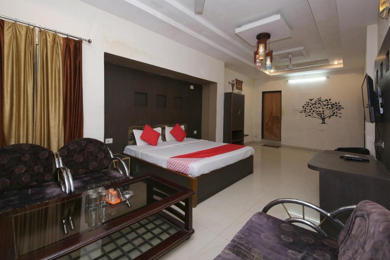 Oyo Hotel Shubhkamna Jabalpur Buitenkant foto